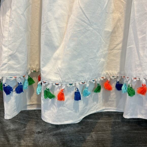 Crosby NWOT Off/on Shoulder 100% Cotton Top with colorful Tassels. - Picture 2 of 8